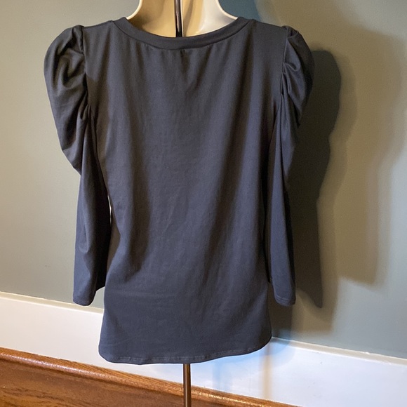 NWOT Savvi MILAN Small Gray Puff Sleeve Top - Picture 5 of 11